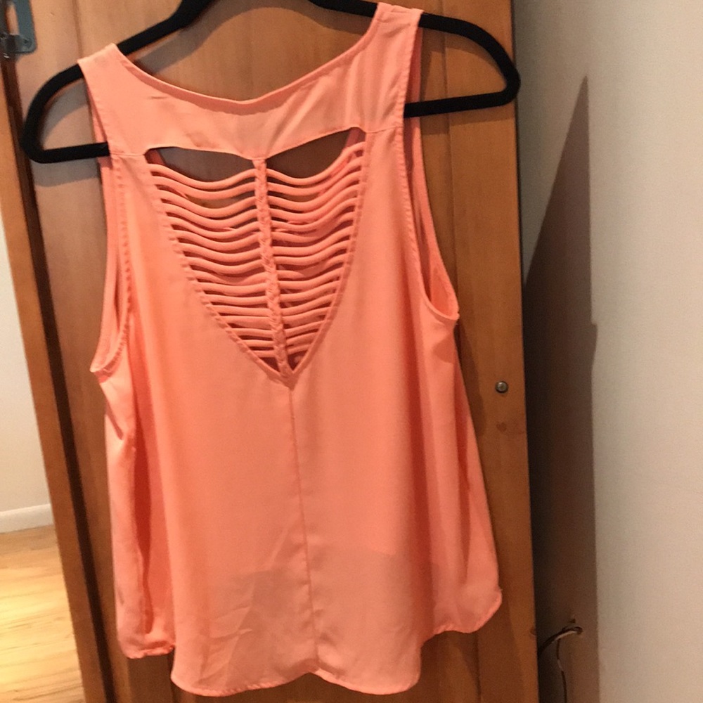 Top - Picture 2 of 2